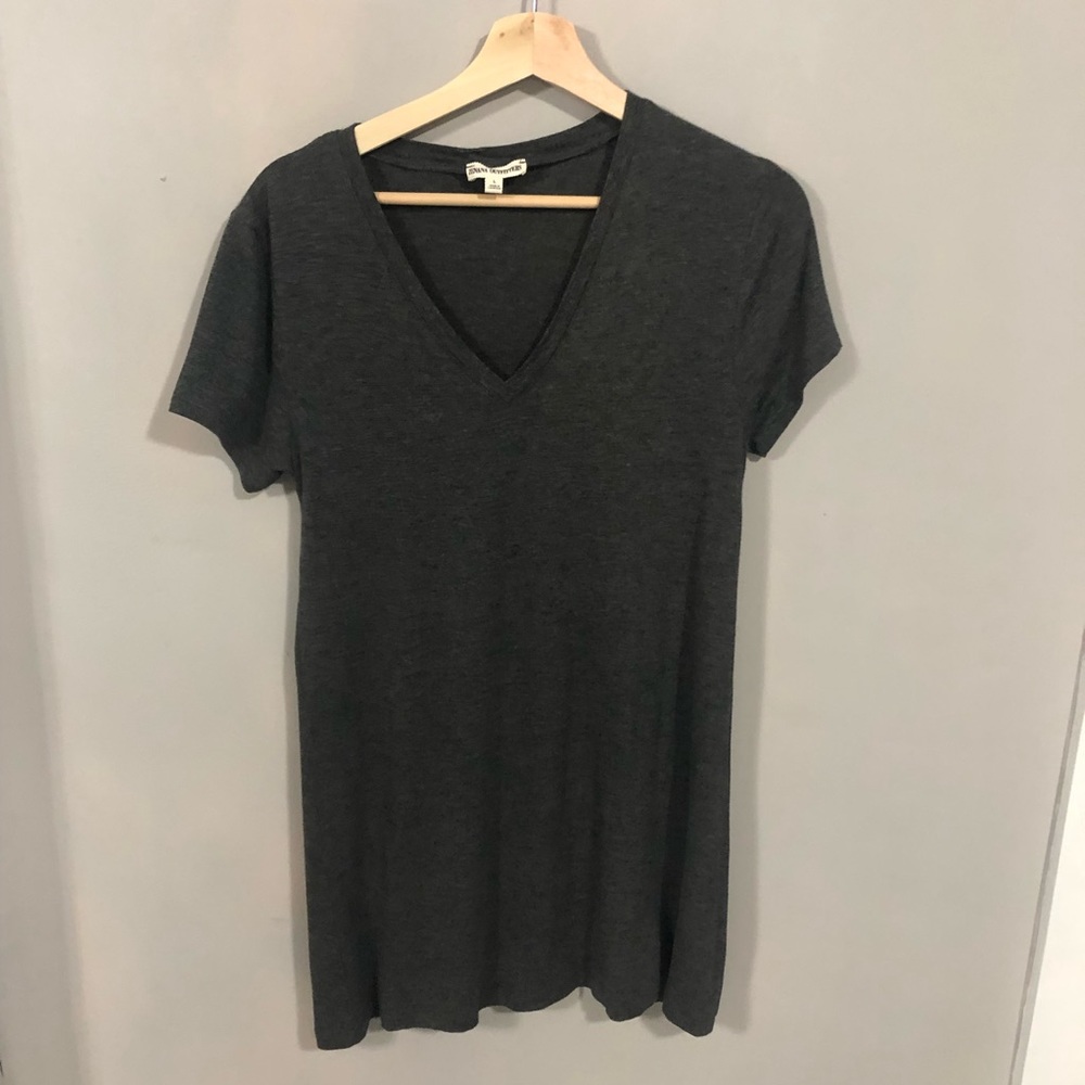Grey long V-neck